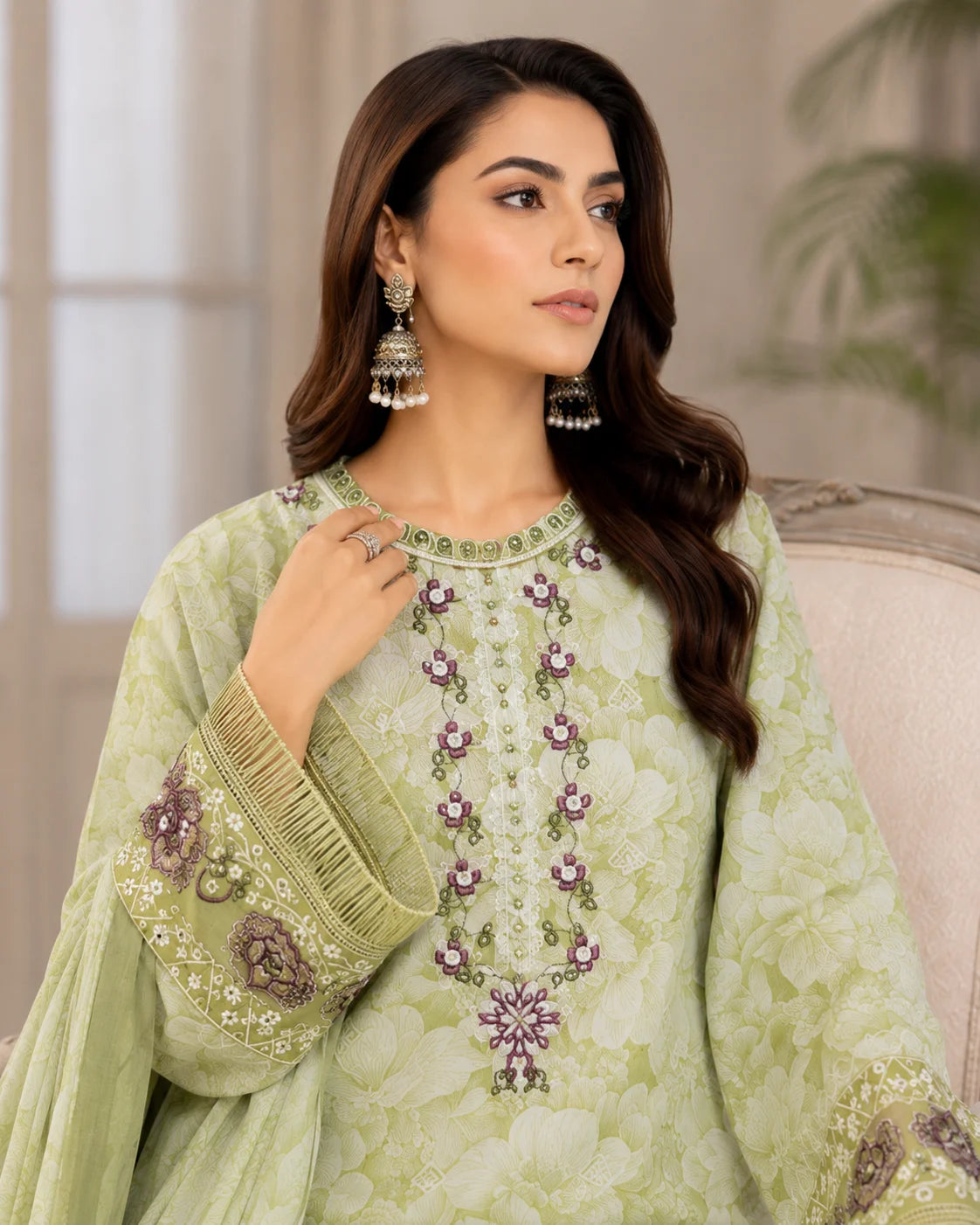 Vintage Luxe Traditional Schiffli Cutwork 3-Piece Stitched