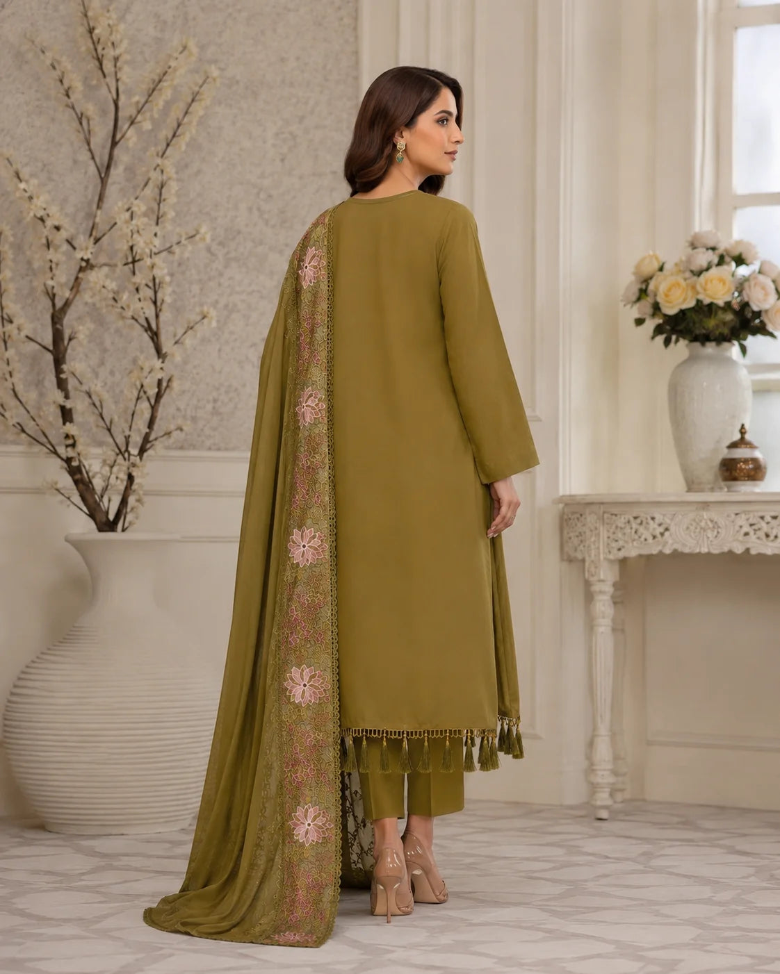 Regal Essence Fine Lawn 3-Piece Stitched Suit